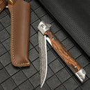 Beim Outdoor-Camping werden oft kleine Messer, Edelstahlmesser und Klappmesser mit hoher Härte und Damaszener Muster verwendet
